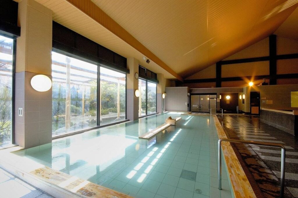 Oedo Onsen Monogatari Hot Springs in Tokyo – traditional Japanese onsen experience