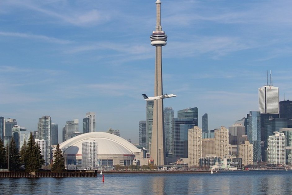 Iconic CN Tower in Toronto skyline view
